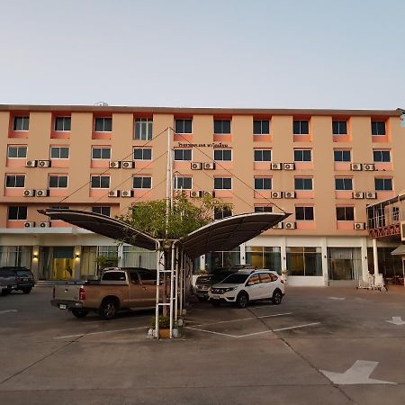 K.S.Pavilion Hotel Nakhonratchasima Exterior foto